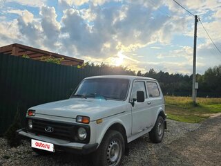 2010 Lada (ВАЗ) 2121 (4x4) I Рестайлинг, белый, 220000 рублей, вид 5