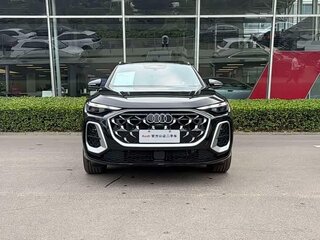 2026 Audi Q5 L III (GU), чёрный, 5708000 рублей, вид 2