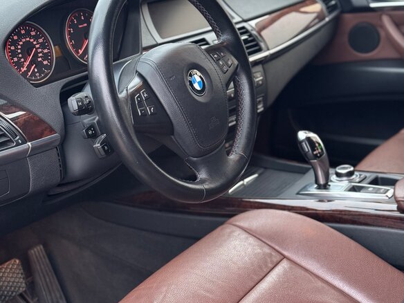 2010 BMW X5 35i II (E70) Рестайлинг, чёрный, 1700000 рублей - вид 11