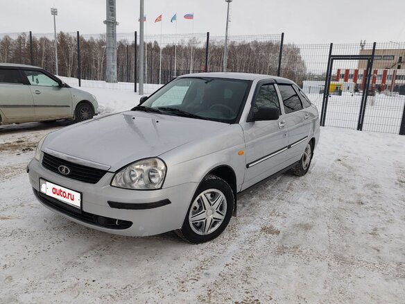 2009 Lada (ВАЗ) Priora I, серебристый, 400000 рублей