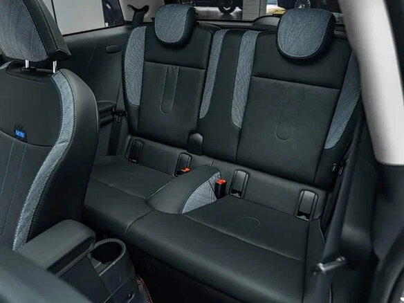 2025 Mini Hatch C IV (F65/F66/J01), зелёный, 3503124 рублей - вид 18