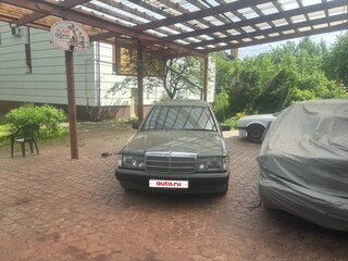 1993 Mercedes-Benz 190 (W201), зелёный, 330000 рублей, вид 2
