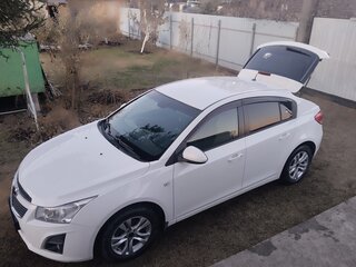 2013 Chevrolet Cruze I Рестайлинг, белый, 850000 рублей, вид 2