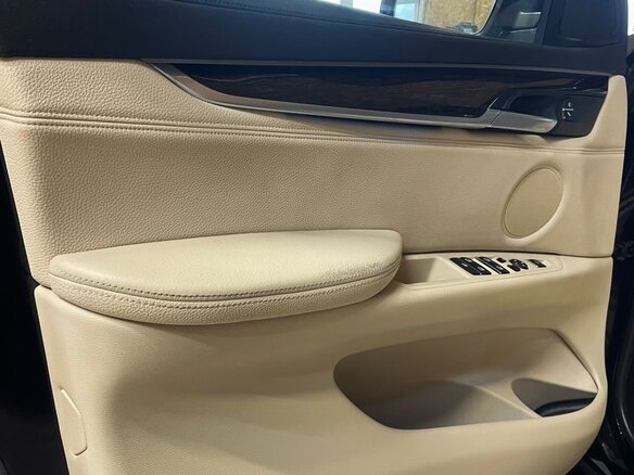 2016 BMW X6 30d II (F16), чёрный, 3100000 рублей - вид 11