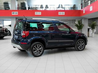 2017 Skoda Yeti I Рестайлинг, синий, 1695000 рублей, вид 2