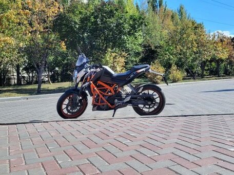 2014 KTM 390 Duke, белый, 300000 рублей, вид 1