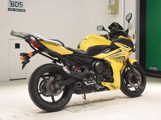 2016 Yamaha FZ6, жёлтый, 393000 рублей, вид 4