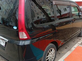 2009 Nissan Serena III (C25), чёрный, 900000 рублей, вид 3