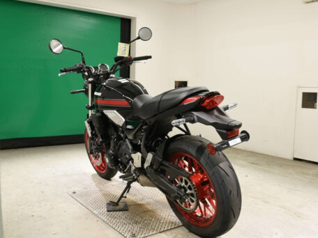 2026 Kawasaki Z 650RS, чёрный, 980000 рублей, вид 4