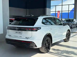 2025 Volkswagen Tiguan L II Рестайлинг (China Market), белый, 4600205 рублей, вид 3