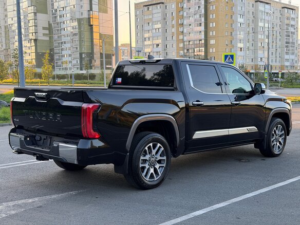 2024 Toyota Tundra CrewMax III, чёрный, 8250000 рублей - вид 6