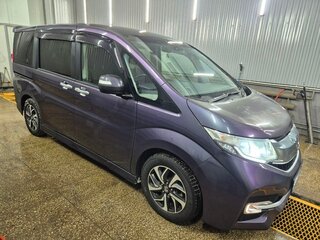2016 Honda Stepwgn V, фиолетовый, 2000000 рублей, вид 2