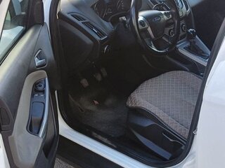 2012 Ford Focus III, белый, 790000 рублей, вид 3