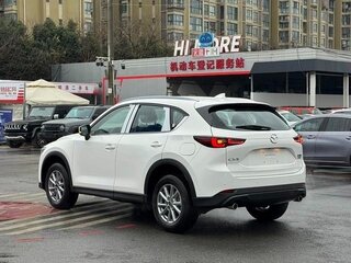 2025 Mazda CX-5 II Рестайлинг, белый, 2750000 рублей, вид 4