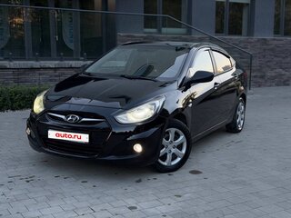 2011 Hyundai Solaris I, чёрный, 620000 рублей, вид 3