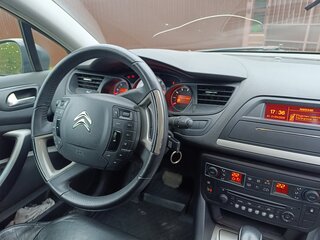 2012 Citroen C5 II, чёрный, 550000 рублей, вид 4