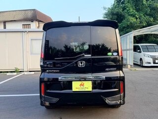2016 Honda Stepwgn Spada V, чёрный, 1460000 рублей, вид 5