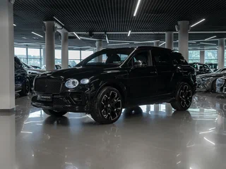 2020 Bentley Bentayga I Рестайлинг, чёрный, 20750000 рублей, вид 1