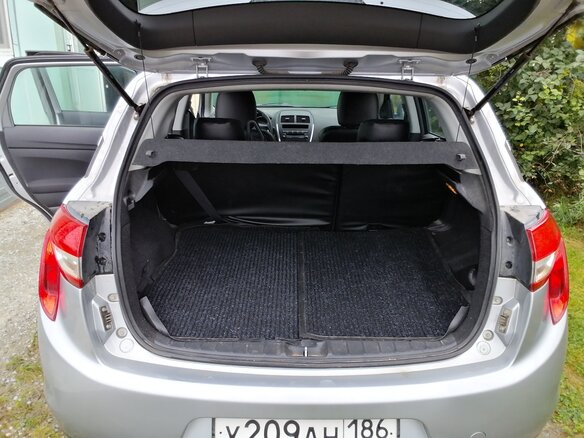 2012 Citroen C4 Aircross, серебристый, 1600000 рублей - вид 10