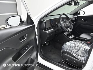 2023 Hyundai Kona II (SX2), белый, 2440000 рублей, вид 5