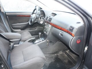 2004 Toyota Avensis II, чёрный, 496000 рублей, вид 4