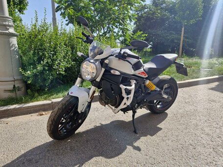 2019 Ducati Monster 797, белый, 640000 рублей, вид 2
