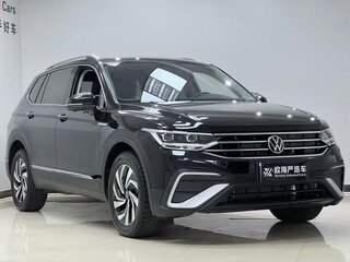 2023 Volkswagen Tiguan L II Рестайлинг (China Market), чёрный, 1840000 рублей, вид 1