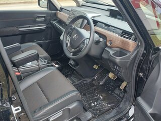 2022 Honda Freed II Рестайлинг, чёрный, 1760000 рублей, вид 5