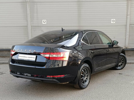 2021 Skoda Superb III Рестайлинг, чёрный, 2074000 рублей, вид 5