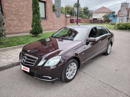 2009 Mercedes-Benz E-Класс 220 5G-Tronic IV (W212, S212, C207), коричневый, 1295000 рублей, вид 1