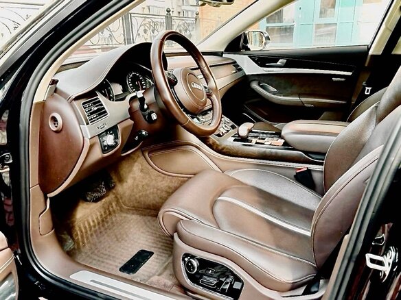 2013 Audi A8 Long III (D4), чёрный, 3900000 рублей - вид 4