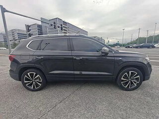 2023 Volkswagen Tharu I, коричневый, 1550000 рублей, вид 5