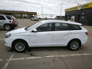 2017 Lada (ВАЗ) Vesta SW I, белый, 820000 рублей, вид 4