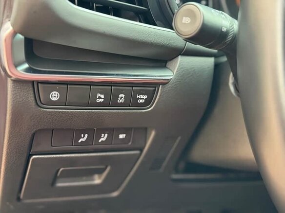 2023 Mazda 3 Axela IV (BP), пурпурный, 1890000 рублей - вид 12