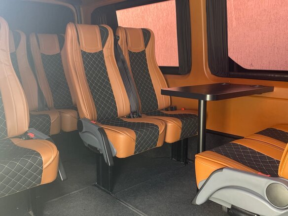 2011 Volkswagen Crafter, чёрный, 2690000 рублей - вид 8