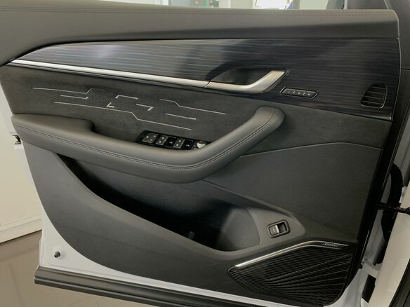2024 Geely Monjaro I, серебристый, 4899990 рублей - вид 15