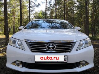 2014 Toyota Camry VII (XV50), белый, 1700000 рублей, вид 2
