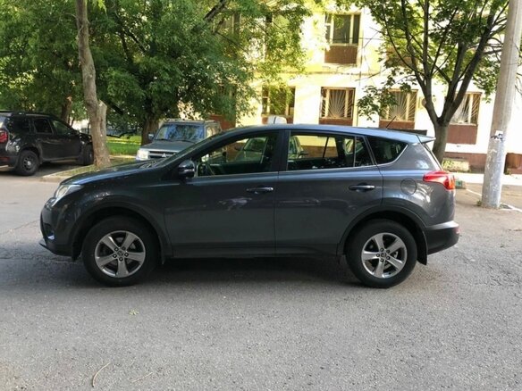 2015 Toyota RAV4 IV (XA40), серый, 1999999 рублей - вид 3