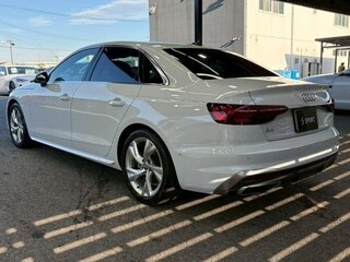 2021 Audi A4 35 TFSI V (B9) Рестайлинг, белый, 2080000 рублей, вид 3