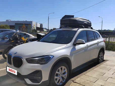 2020 BMW X1 18i sDrive II (F48) Рестайлинг, белый, 2000000 рублей, вид 3