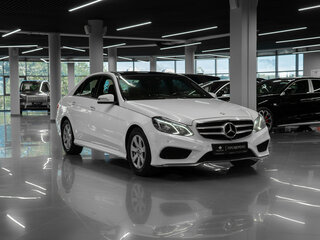 2015 Mercedes-Benz E-Класс 300 CDI  BlueTEC IV (W212, S212, C207) Рестайлинг, белый, 1880000 рублей, вид 2