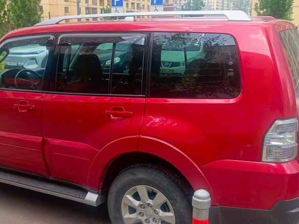 2008 Mitsubishi Pajero IV, пурпурный, 2800000 рублей - вид 2