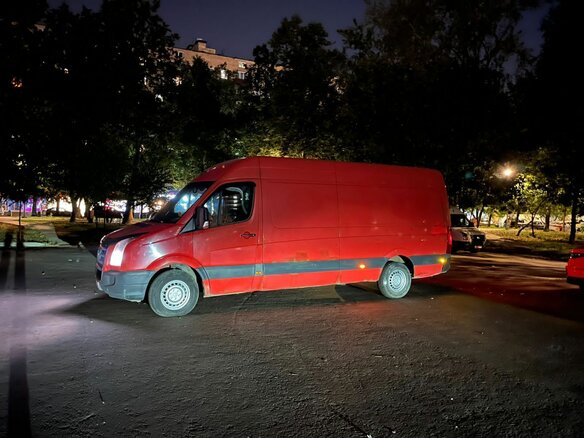 2008 Volkswagen Crafter, красный, 1250000 рублей - вид 9