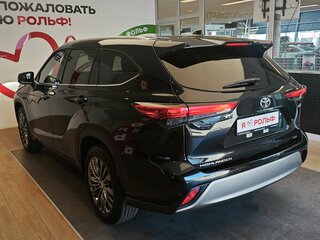 2026 Toyota Highlander IV (XU70), чёрный, 5600000 рублей, вид 4