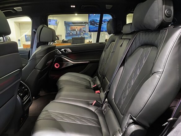 2025 BMW X7 40d I (G07) Рестайлинг, чёрный, 16900000 рублей - вид 11