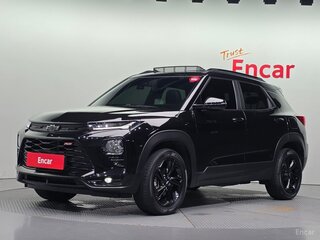 2022 Chevrolet TrailBlazer III, чёрный, 1580000 рублей, вид 1