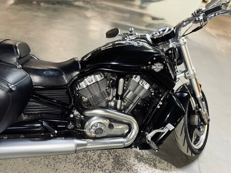 2009 Harley-Davidson V-Rod, чёрный, 1700000 рублей, вид 2