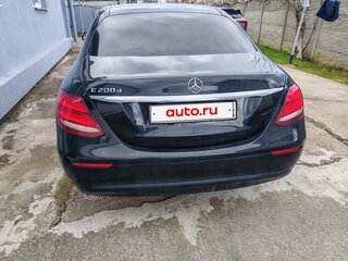 2020 Mercedes-Benz E-Класс 200 d V (W213, S213, C238), чёрный, 2000000 рублей, вид 3