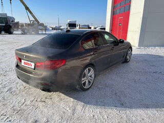 2018 BMW 5 серии M550i xDrive VII (G30/G31/G38), коричневый, 4690000 рублей, вид 4