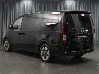 2023 Hyundai Staria I, чёрный, 5876780 рублей, вид 2